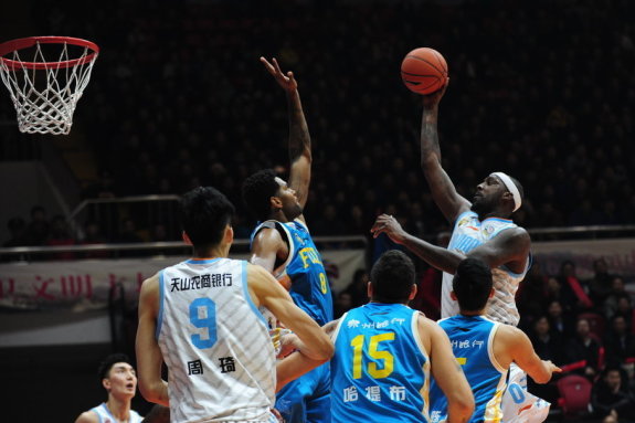 土媒：薩內(nèi)已經(jīng)適應加拉塔薩雷，準備在12月舉家搬往土耳其