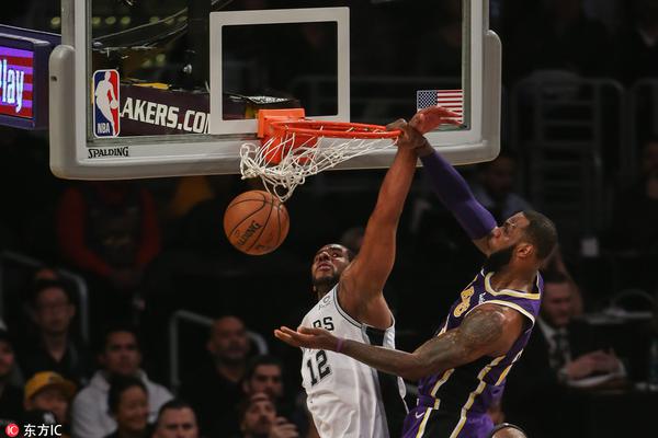 [流言板]爆發(fā)！賈馬爾后仰跳投再中砍15分，掘金首節(jié)領先獨行俠15分