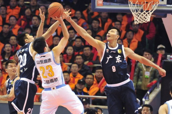 隆戈：米蘭正為約維奇尋找下家，并考慮讓球員免費轉會