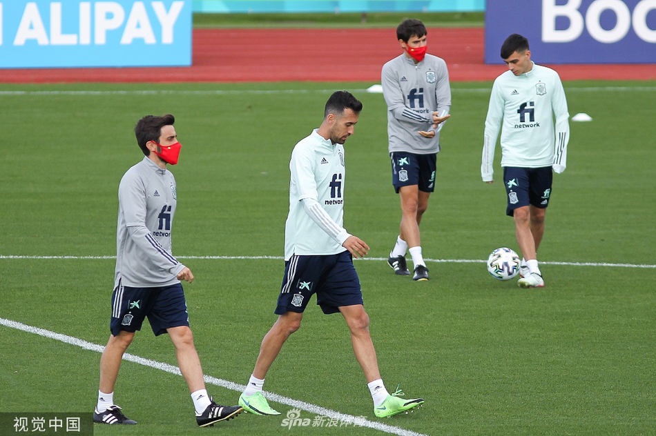 埃梅里：夢想是免費的，最大的夢想是奪得歐冠冠軍11區(qū)電臺                                                                2025-12-