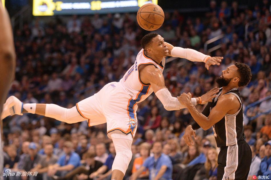 10年金球獎？斯內(nèi)德：我至今仍為此難過，那年我三冠&已傾盡所有2025-07-23 18:15足球西甲皇家馬德里巴塞羅那梅西北京時間07月23日訊 現(xiàn)年41歲的荷蘭傳奇球星斯內(nèi)德，近日接受了W