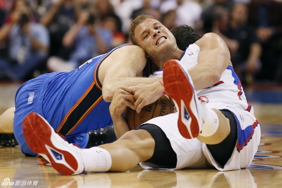 [流言板]沖刺全明星！活塞主帥夸贊坎寧安表現(xiàn)：他把我們扛在肩上