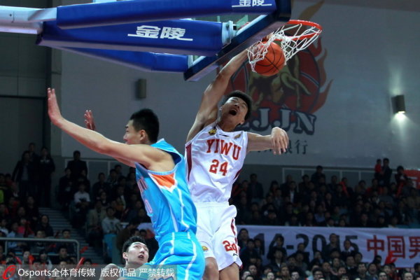 直播吧1月13日訊 NBA常規(guī)賽，步行者98-96險勝凱爾特人。賽后，昆頓·杰克遜結束了采訪。談及西亞卡姆關鍵表現(xiàn)，昆頓·杰克遜表示：“燒烤雞肉。我早就知道會發(fā)生什么。每次帕斯卡爾接球，鏡頭應該對準我