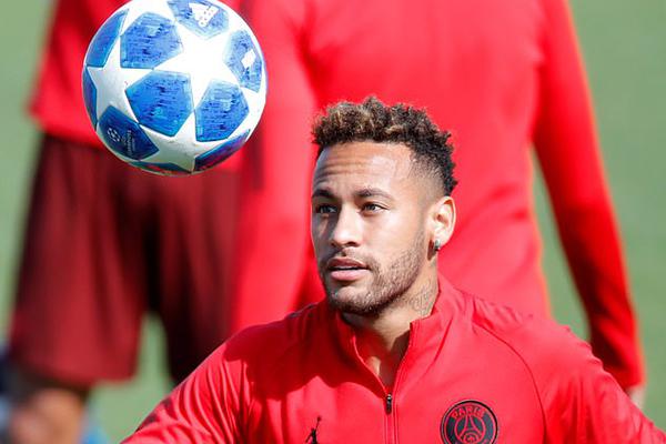 精彩絕倫！官方：多庫對利物浦的世界波當選曼城11月最佳進球