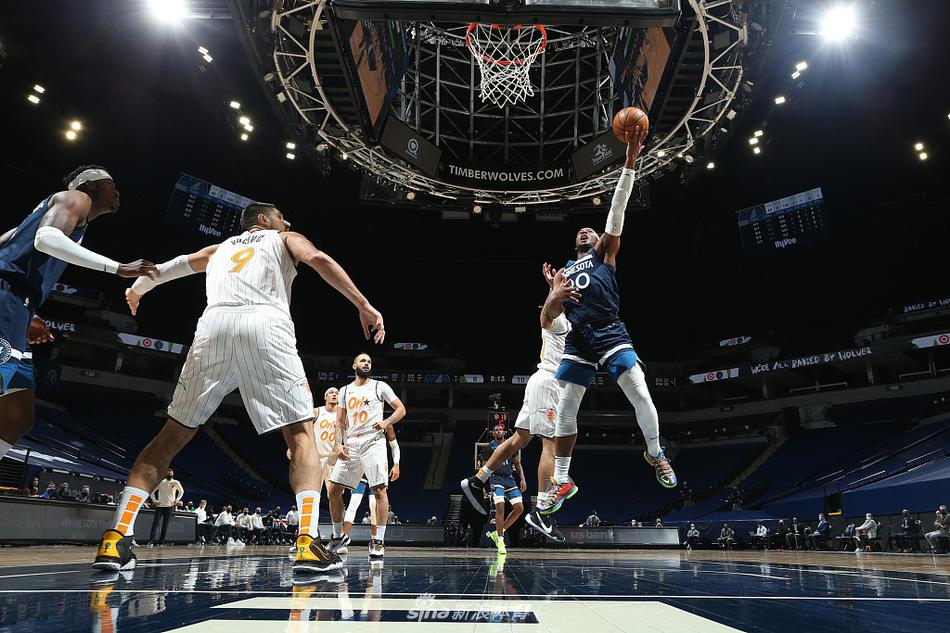 [流言板]爆發(fā)！賈馬爾后仰跳投再中砍15分，掘金首節(jié)領先獨行俠15分