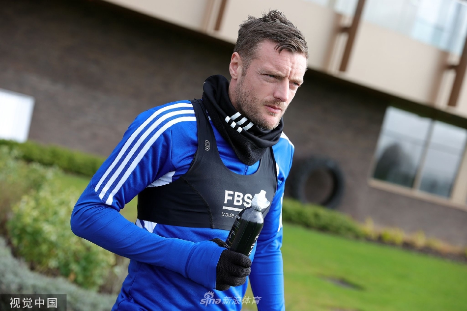 裁判官方解釋昨日庫茲馬爭議動作：吹罰正確，不是二運