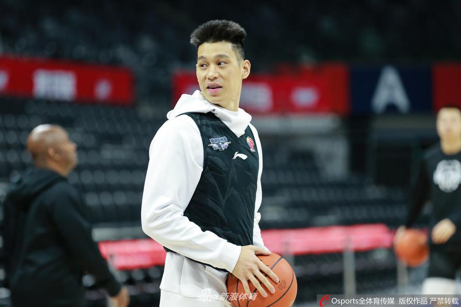 火藥味！追夢霍蘭德對抗后發(fā)生口角，隨后被隊友拉開