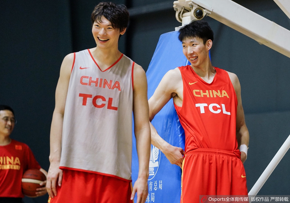 迪馬濟奧：米蘭冬窗目標之一是引進中衛(wèi)，考慮以租借方式簽下新援