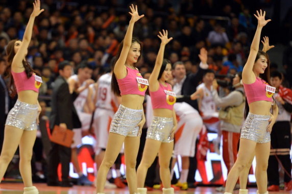 米體：孔蒂周一去看水球比賽，他與意大利水球國家隊主帥是好友