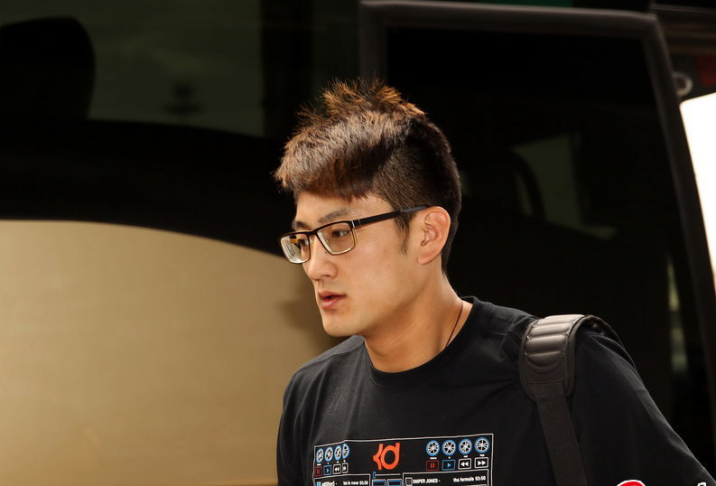 德天空：漢堡正在關注南安普頓中場唐斯，球員有意冬窗離隊