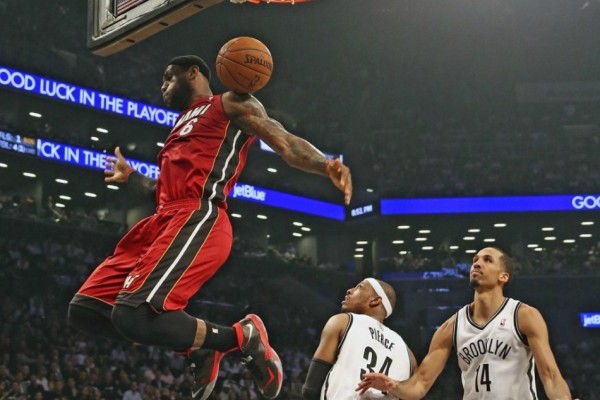 小邁克爾·波特9場至少25分+5記三分！僅次于庫里&愛德華茲！