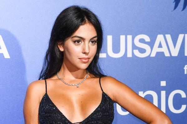 里斯·詹姆斯發(fā)文慶祝生日：26歲生日，感謝大家的愛