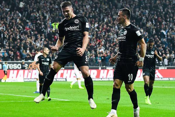 典型三球式表現(xiàn)！拉梅洛·鮑爾半場10中2&三分4中0 得到4分3板6助