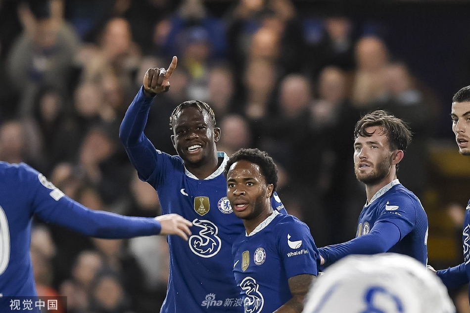 辛普森：內(nèi)維爾曾幫我和弗格森談我的合同，還爭取到更高薪水