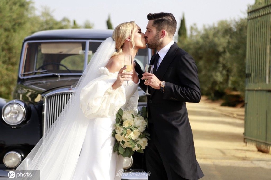 我可不只會投三分！克尼佩爾迎面帽掉馬穆 隨后滿臉震驚頗為喜感