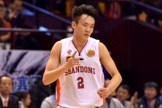 布馮前妻：有幾個球員追求過我，但重要的是收獲到了友誼