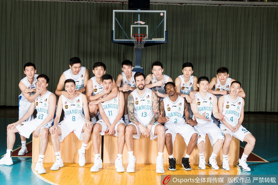 《戰(zhàn)地6》在DLSS4下的表現(xiàn) 幀數(shù)直接翻了兩倍